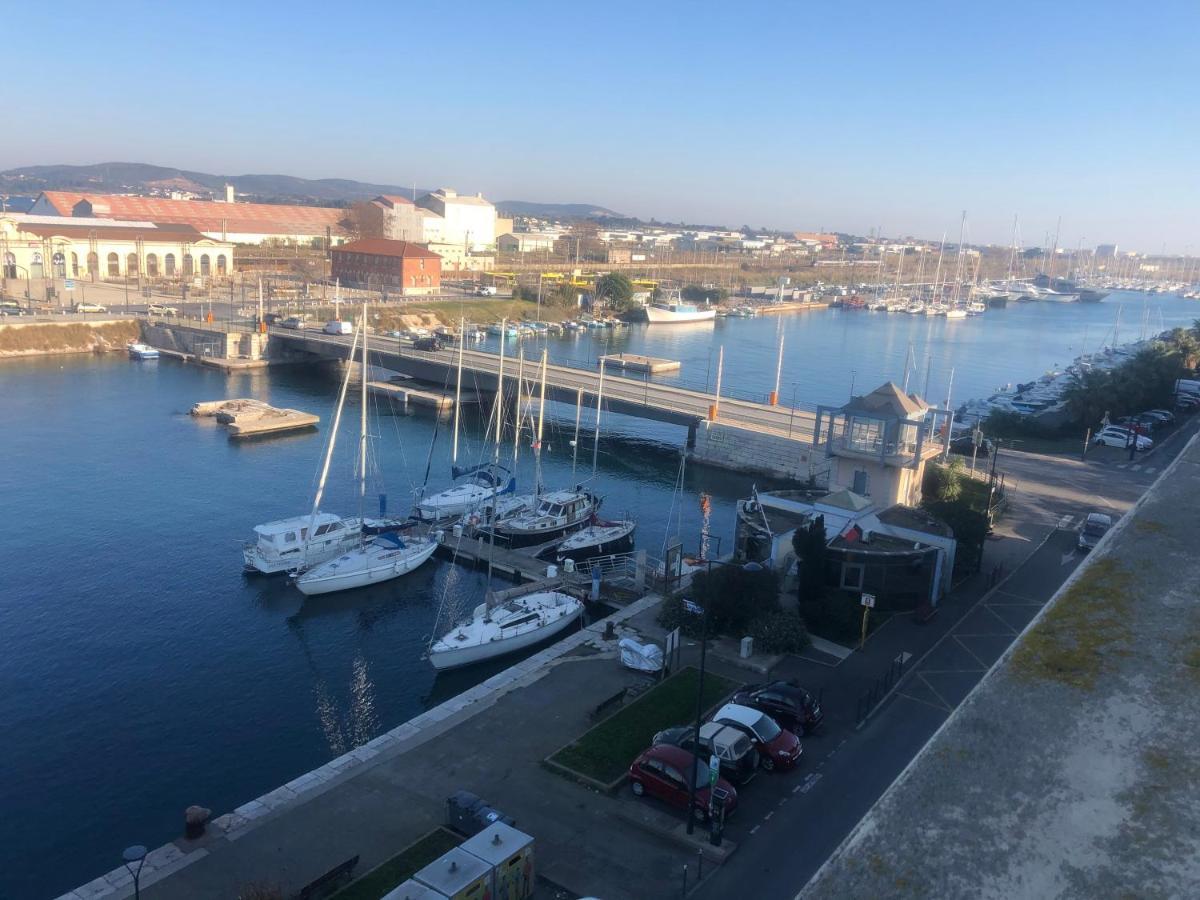 Sete 6Eme Vue Sur Le Canal Et L'Etang Buitenkant foto